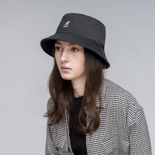 Kangol Unisex FB6D674 Embossed Reversible Bucket Accessories Black