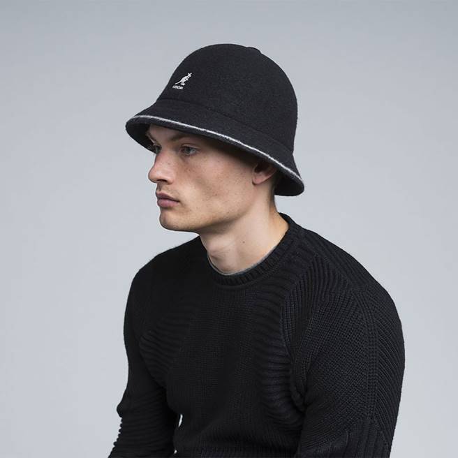 Kangol Unisex FB6D739 Stripe Casual Accessories Black/Off White